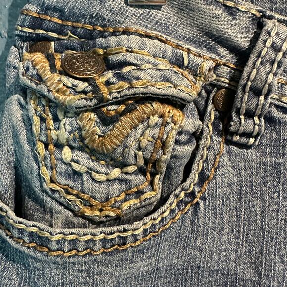 V.S.H. Size 4 Denim Capris Embroidered Pockets Super Soft Comfy Stretchy Classic - Picture 4 of 8